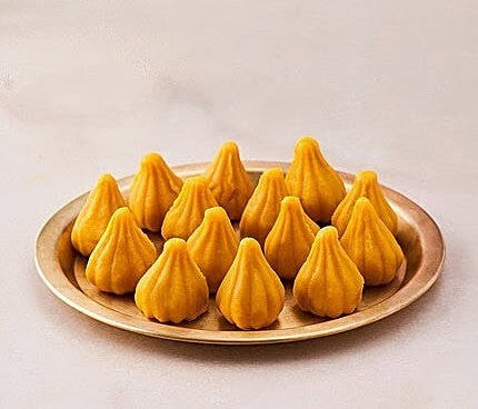 Mishti Sweet Kaju Amba Modak 11 Pcs (Aprox400gm)