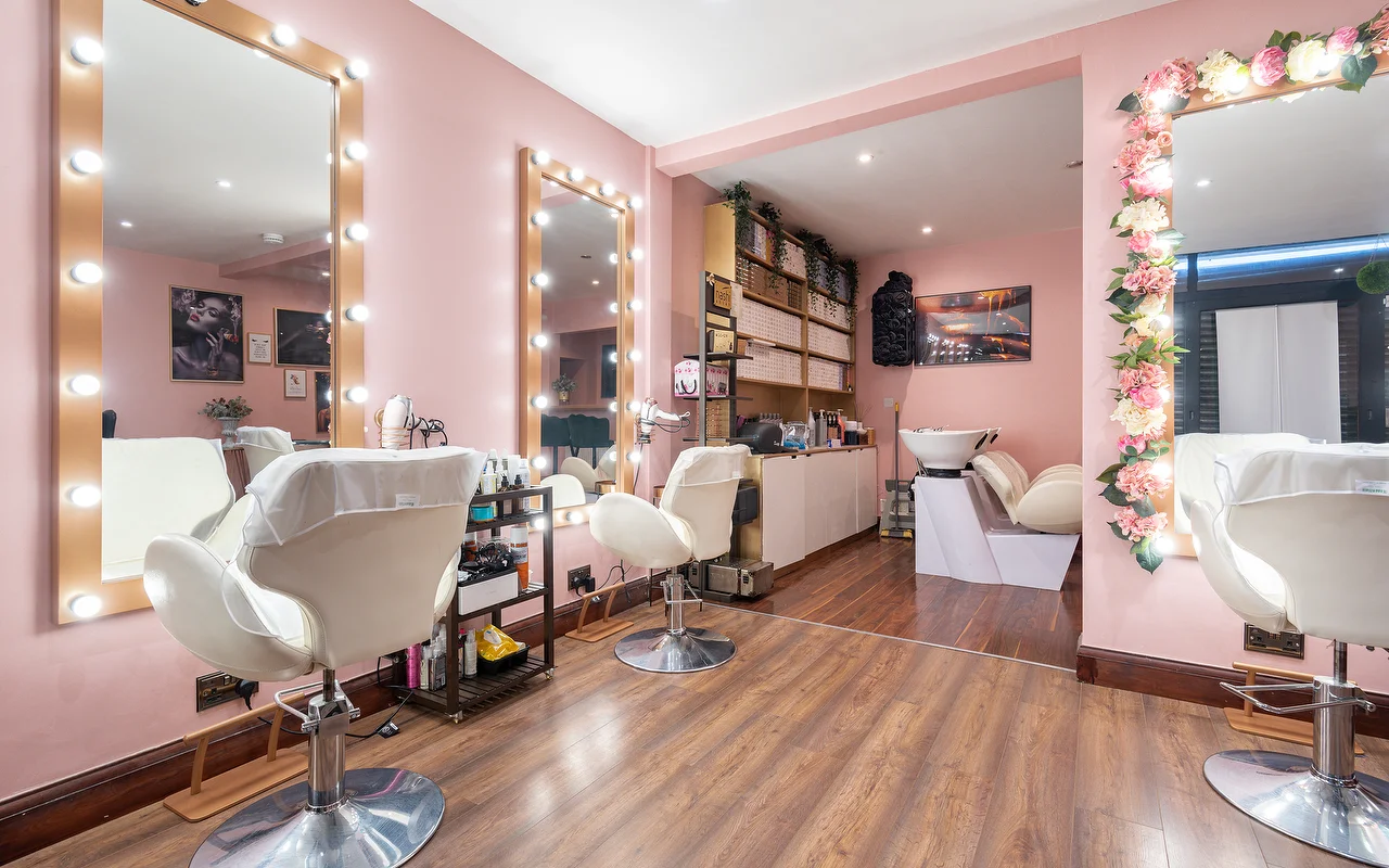 Rent of Salon for Training on Weekends